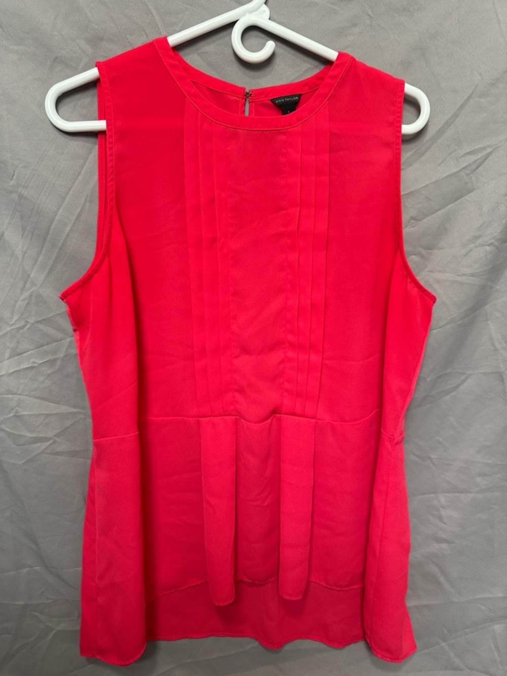 Ann Taylor Sleeveless Pintuck Camisole - Bright Pink